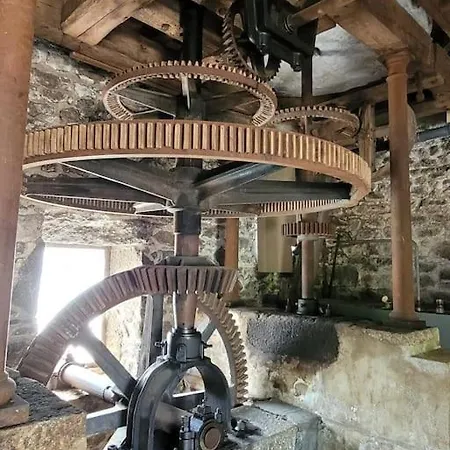 2 A 4 Pers - Moulin *